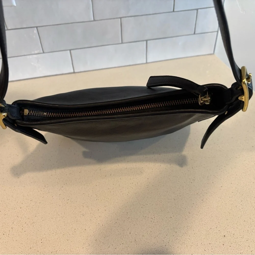 Coach 90s Vintage Court Leather Crossbody 9204 Bag Purse Black Zip Close
